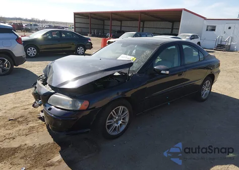 2007 Volvo S60 2.5T z USA, uszkodzony, nr VIN YV1RH592872634621